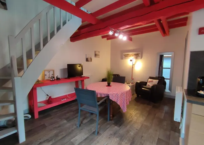 Holiday home Gite Gites De France - Le Petit Marin